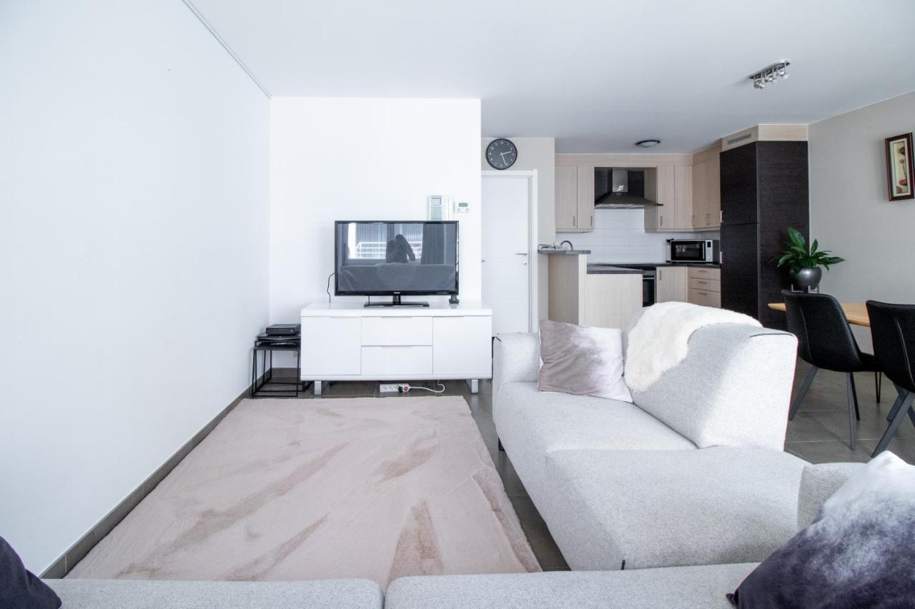 Laluna Apartment *